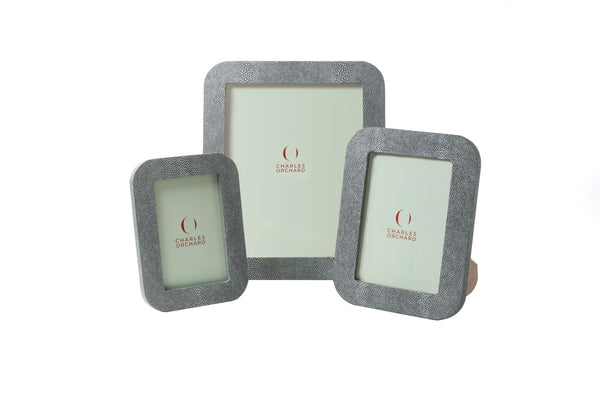 Faux Shagreen Round Photo Frame 10x6