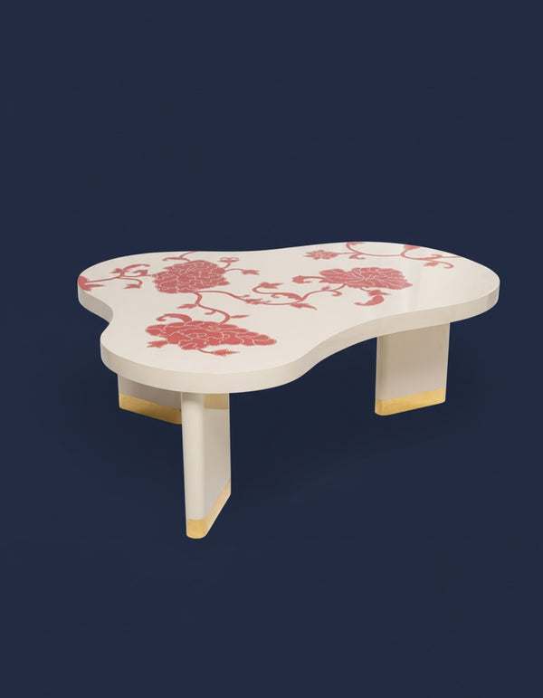 Wiggly coffee table
